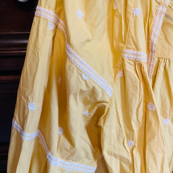 Zara Yellow & Embroidered Top - Picture 2 of 5